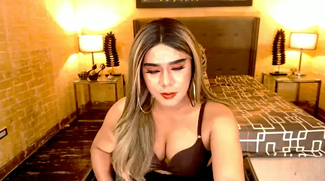 Snapshot of BigCumHuntersxx chatting on January 16, 2025, 1:37 am BigCumHuntersxx online show from January 16, 2025, 1:37 am