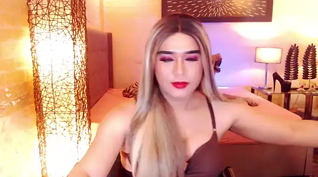 Snapshot of BigCumHuntersxx chatting on March 13, 2025, 4:34 pm BigCumHuntersxx online show from March 13, 2025, 4:34 pm