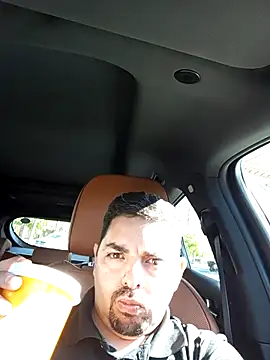 Snapshot of robredoj chatting on December 15, 2025, 12:31 pm robredoj online show from December 15, 2025, 12:31 pm