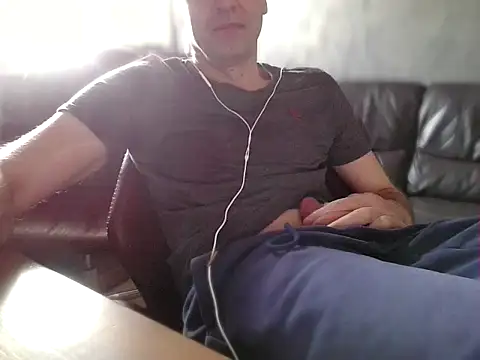 Snapshot of trebor600 chatting on March 24, 2026, 7:57 am trebor600 online show from March 24, 2026, 7:57 am