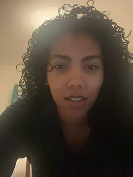 Snapshot of Amelify chatting on July 24, 2026, 11:25 pm Amelify online show from July 24, 2026, 11:25 pm