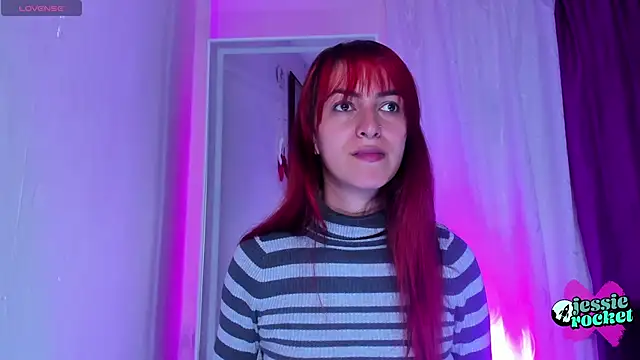 jessierocketx online show from October 23, 2025, 2:38 pm