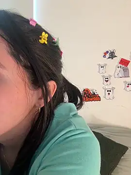 Snapshot of IvyValentine chatting on October 31, 2025, 7:59 pm IvyValentine online show from October 31, 2025, 7:59 pm