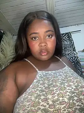 Snapshot of ExoticGlow_Latina chatting on July 31, 2026, 5:29 am ExoticGlow Latina online show from July 31, 2026, 5:29 am