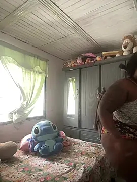 Snapshot of ExoticGlow_Latina chatting on July 31, 2026, 5:34 pm ExoticGlow Latina online show from July 31, 2026, 5:34 pm