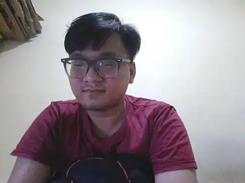 Snapshot of Hikkk____ chatting on August 1, 2026, 3:55 pm Hikkk online show from August 1, 2026, 3:55 pm