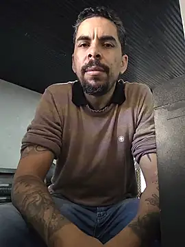 Snapshot of homenM chatting on July 28, 2026, 2:13 pm homenM online show from July 28, 2026, 2:13 pm