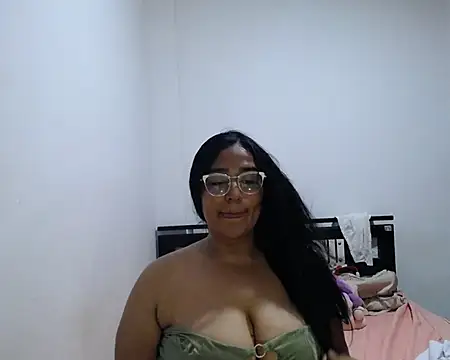 Snapshot of natli-love chatting on July 31, 2026, 12:10 am natli-love online show from July 31, 2026, 12:10 am