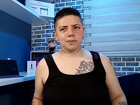 Snapshot of sol_sky chatting on August 4, 2026, 4:48 am sol sky online show from August 4, 2026, 4:48 am