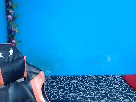 venustheg0ddess online show from November 13, 2025, 1:37 am