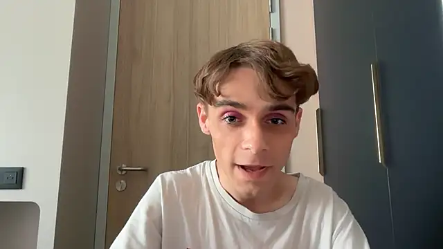 Snapshot of Noah157 chatting on August 2, 2026, 2:48 pm Noah157 online show from August 2, 2026, 2:48 pm
