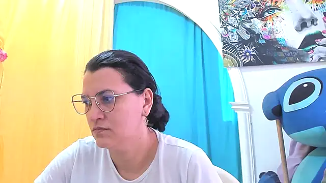 Snapshot of MARILYN_GARCIA chatting on July 31, 2026, 3:00 pm MARILYN GARCIA online show from July 31, 2026, 3:00 pm