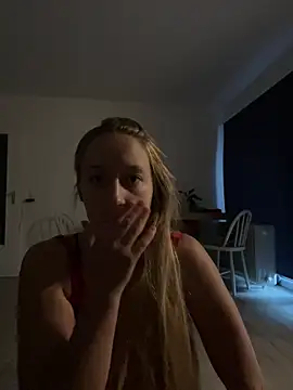 OliviaLulu online show from August 7, 2026, 6:21 pm