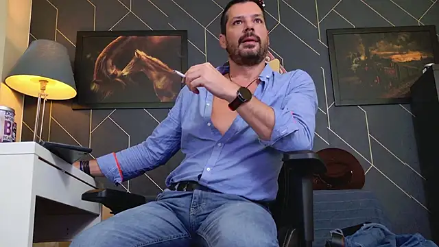 ChrisKox online show from October 31, 2025, 8:48 am