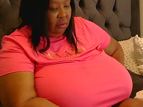 nancy111 online show from October 22, 2025, 1:44 pm