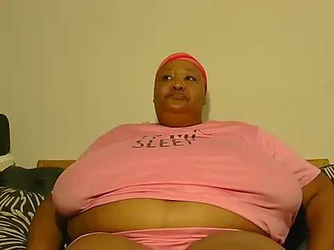 nancy111 online show from February 10, 2026, 2:21 pm