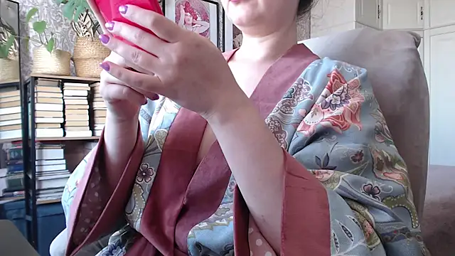 Koreanowner online show from September 12, 2025, 6:13 am