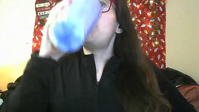 Snapshot of JessaBella chatting on December 20, 2024, 4:25 pm JessaBella online show from December 20, 2024, 4:25 pm