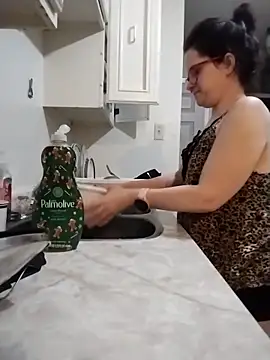 Snapshot of JessaBella chatting on December 3, 2025, 3:32 pm JessaBella online show from December 3, 2025, 3:32 pm