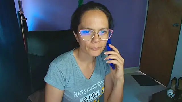 Nattyslave4U online show from September 11, 2025, 9:59 pm