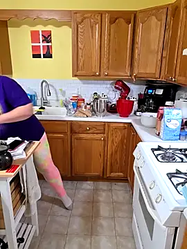 onlyhotbbw75 online show from December 16, 2025, 4:56 pm