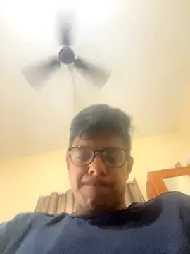 Snapshot of pavanboy chatting on November 26, 2025, 4:24 am pavanboy online show from November 26, 2025, 4:24 am