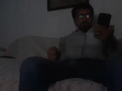 Snapshot of el_principe_hot chatting on March 15, 2025, 5:30 am el principe hot online show from March 15, 2025, 5:30 am