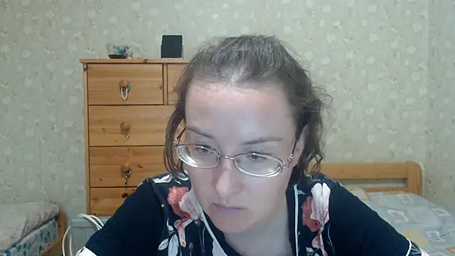 Smart Rose online show from September 17, 2025, 1:46 pm