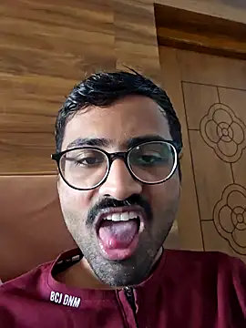 Snapshot of krishna8035 chatting on January 26, 2025, 4:30 am krishna8035 online show from January 26, 2025, 4:30 am