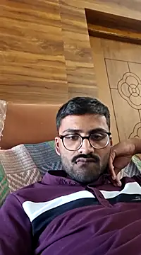 Snapshot of krishna8035 chatting on February 16, 2025, 11:05 am krishna8035 online show from February 16, 2025, 11:05 am