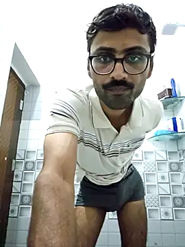 Snapshot of krishna8035 chatting on October 24, 2025, 5:20 pm krishna8035 online show from October 24, 2025, 5:20 pm