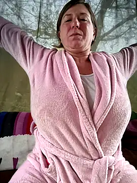 Natali UA online show from October 23, 2025, 4:56 am