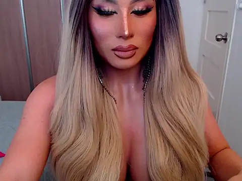 Snapshot of yourmistressofevil69 chatting on July 17, 2026, 2:40 am yourmistressofevil69 online show from July 17, 2026, 2:40 am