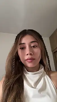 Snapshot of aimi_art1 chatting on June 1, 2026, 9:27 pm aimi art1 online show from June 1, 2026, 9:27 pm