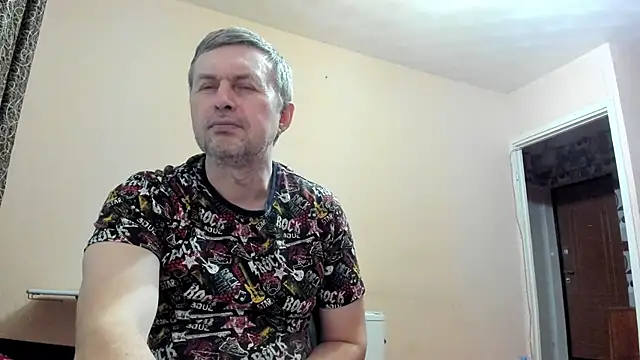 Snapshot of SanFrantsisko chatting on October 31, 2025, 10:44 pm SanFrantsisko online show from October 31, 2025, 10:44 pm