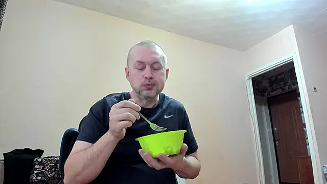 Snapshot of SanFrantsisko chatting on November 10, 2025, 9:08 am SanFrantsisko online show from November 10, 2025, 9:08 am