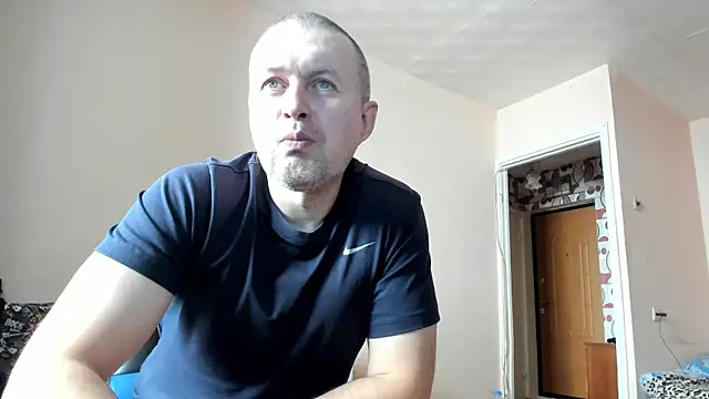 Snapshot of SanFrantsisko chatting on November 16, 2025, 8:20 am SanFrantsisko online show from November 16, 2025, 8:20 am