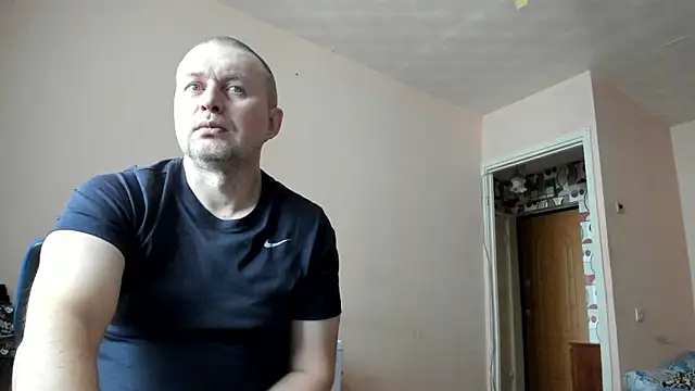 Snapshot of SanFrantsisko chatting on November 17, 2025, 8:31 am SanFrantsisko online show from November 17, 2025, 8:31 am