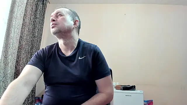 Snapshot of SanFrantsisko chatting on December 20, 2025, 8:43 am SanFrantsisko online show from December 20, 2025, 8:43 am