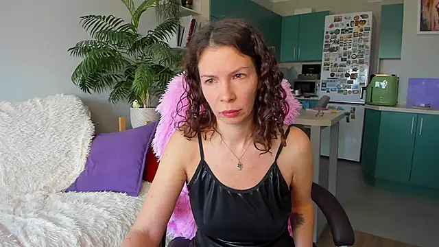 ChristinaGlory online show from March 30, 2026, 8:26 am