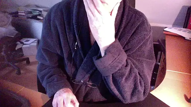 outlaw200 online show from January 1, 2025, 10:21 am