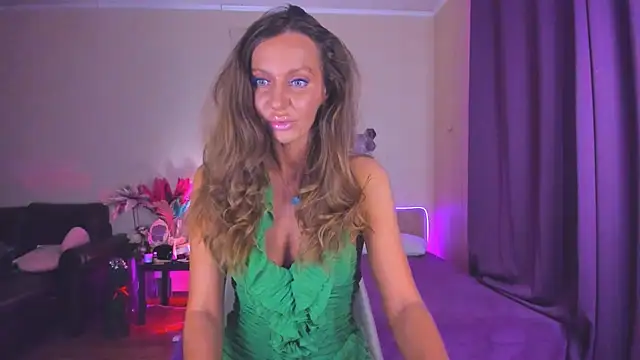 Snapshot of EmmaAbramson chatting on January 12, 2026, 11:59 am EmmaAbramson online show from January 12, 2026, 11:59 am