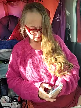 Snapshot of MucMilf59 chatting on March 18, 2025, 7:52 am MucMilf59 online show from March 18, 2025, 7:52 am