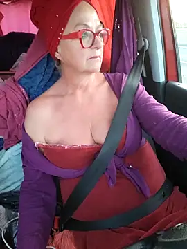 Snapshot of MucMilf59 chatting on March 20, 2025, 6:31 pm MucMilf59 online show from March 20, 2025, 6:31 pm