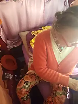 Snapshot of MucMilf59 chatting on September 30, 2025, 7:30 pm MucMilf59 online show from September 30, 2025, 7:30 pm