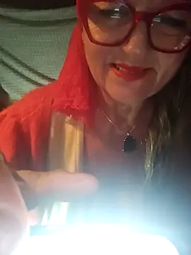 Snapshot of MucMilf59 chatting on October 6, 2025, 7:22 pm MucMilf59 online show from October 6, 2025, 7:22 pm