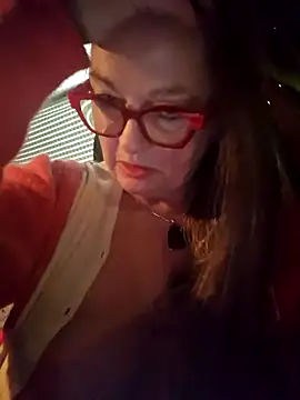 Snapshot of MucMilf59 chatting on October 7, 2025, 7:44 pm MucMilf59 online show from October 7, 2025, 7:44 pm