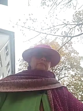 Snapshot of MucMilf59 chatting on October 16, 2025, 9:54 am MucMilf59 online show from October 16, 2025, 9:54 am