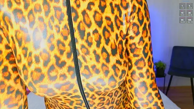 Snapshot of Kira_from_UA chatting on March 20, 2025, 12:11 pm Kira from UA online show from March 20, 2025, 12:11 pm