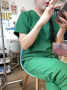 Meilian2021 online show from December 4, 2025, 4:33 am